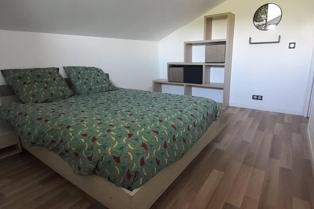Appartement 60M² -Clonas /Vareze Екстер'єр фото